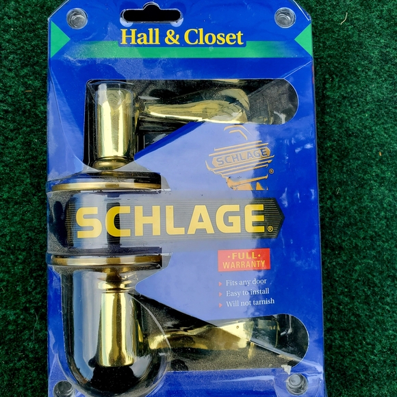 Schlage Gold Door Knob Set - Picture 1 of 5